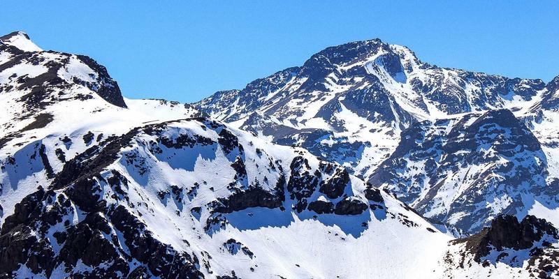 当科技邂逅自然：Cazzos紫色主题户外手表如何成为连接数据与灵感的潮流单品